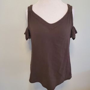 Cotton cut out shoulder top